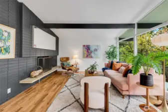 Vaulted ceilings for that Mid-Century charm.