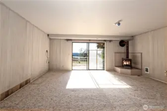 Lower Recreation room