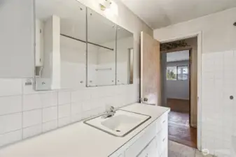 Full bath on main level