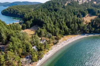 This south-facing beach is lovely all times of the year.
