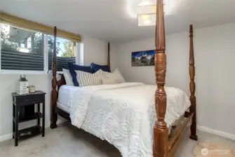 Downstairs bedroom #4