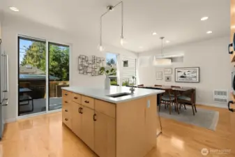 Oversized quartz island with breakfast bar