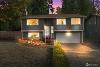 Golden-hour glow, right at home