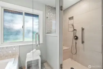 Walk in shower with seating