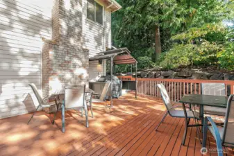 Oversized wrap around deck with gas plumbed
