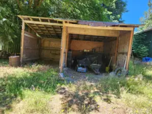 Extra shed for storage