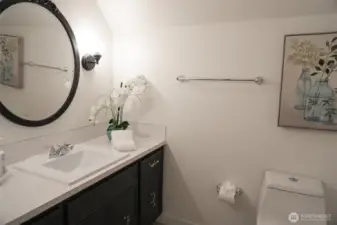 Upstairs Full Bath