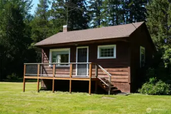 Cabin has a cute front porch