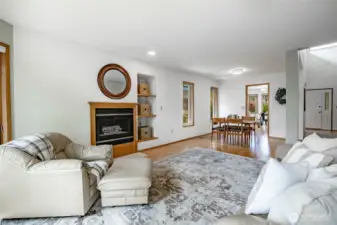 Spacious floor plan, lots of light