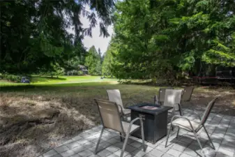 Patio, dine while watching golf