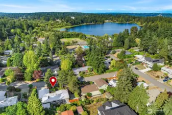 Just blocks to Phantom Lake and Phantom Lake Tub &