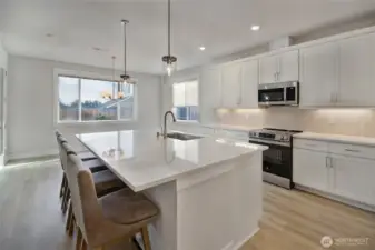 Another view of the kitchen.