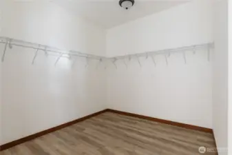 Photos of a similar home in the neighborhood