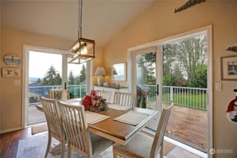 Dining Area Flows to Outdoor Spaces for Entertaining~