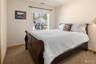 Spacious 2nd bedroom