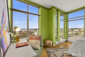 3rd floor_primary w/ spectacular views