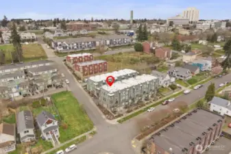 Aerial_front left