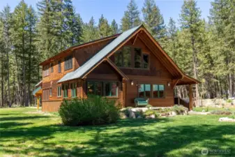 Well insulated w many efficiancy features!