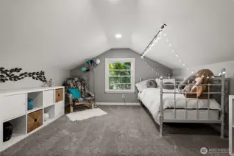 Upstairs bedroom and play area