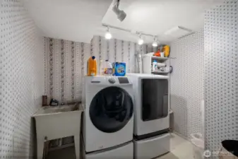 Spacious laundry with sink