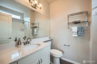 Full Guest Bathroom