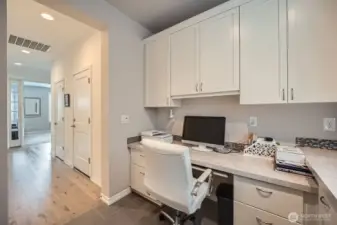 working built in station