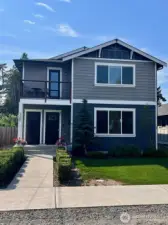 338 5th St. SE