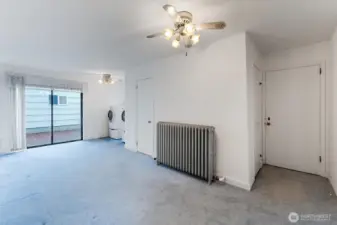 Detached living with laundry and half bath