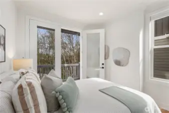 '5th Bedroom' or Home Office with Covered Balcony