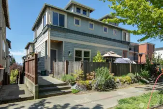 Craftsman style architecture