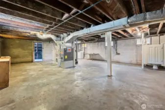 Large Unfinished Basement