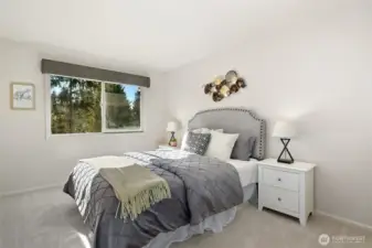 Second upper level bedroom