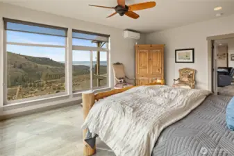 Corner picture windows