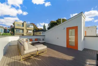 Roof top deck with lots of sitting spaces
