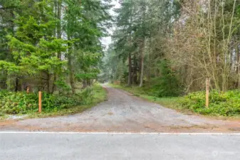 Beginning of driveway that leads to the house