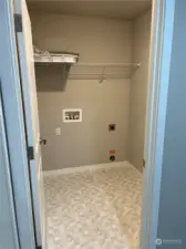 Laundry room with hookups