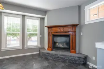 Warmth meets beauty in this show-stopping fireplace design.