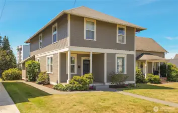 Beautiful York Neighborhood home.