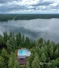Community pool with hot tub and kiddy pool overlooking our beautiful lake.