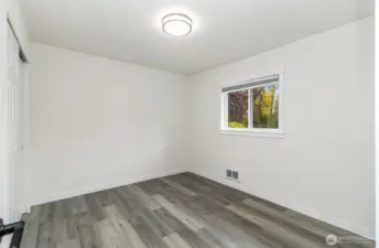 Looking into the guest bedroom, all updated- and new