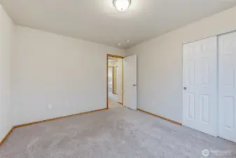 Bedroom 3, another view