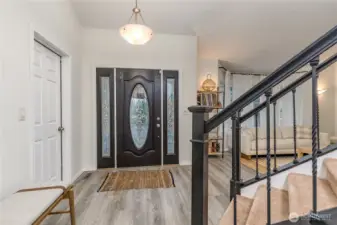 Great layout with tall ceilings in the entry and living room