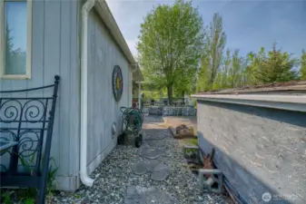 Stepping stones to your back yard oasis