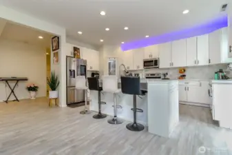 Kitchen with eating bar