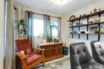 dining off Kitchen