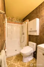 Main floor 3/4 bath