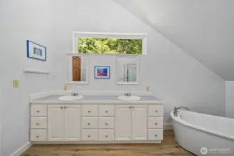 Primary bath with soaking tub & double sinks