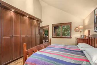 Full-wall Armoire…