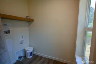 Laundry/Mud room
