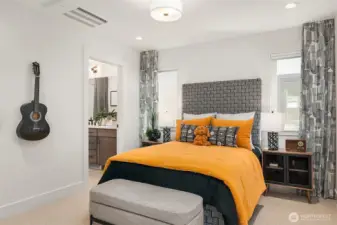 Upstairs bedroom with ensuite continental bath